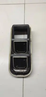 Peugeot 5008 II Quarter panel pressure vent 9678565780