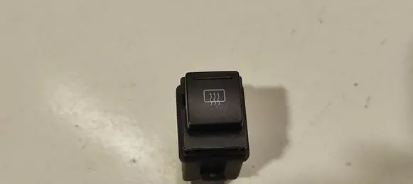 Windscreen/window heater switch