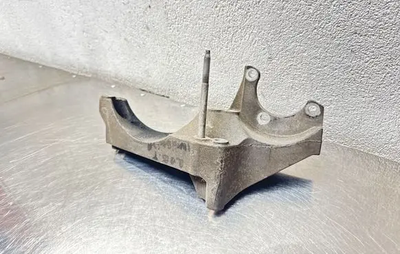 Opel Astra J Generator/alternator bracket 12628024