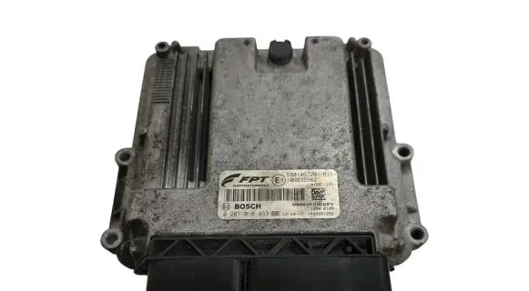 Iveco Daily 5th gen Engine control unit/module 5801467201 10R035562 0281018453