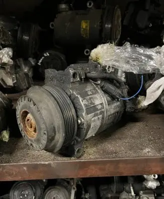 Mercedes-Benz Sprinter W906 Air conditioning (A/C) compressor (pump) A0022307211