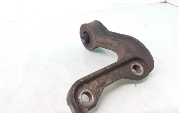 KIA Sorento Rear differential mounting bracket 