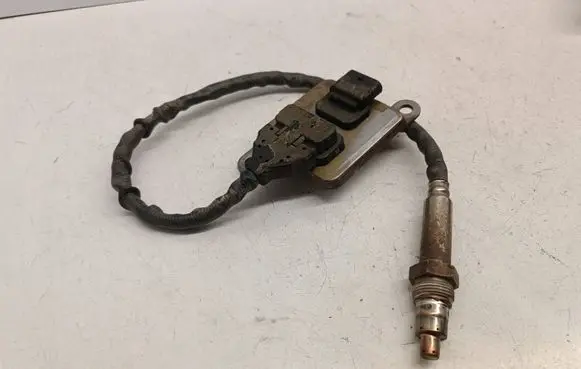 Mercedes-Benz Vito Viano W447 Lambda probe sensor A0009059603 0009059603 5WK96681E
