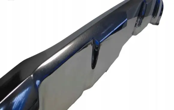 Front bumper lip