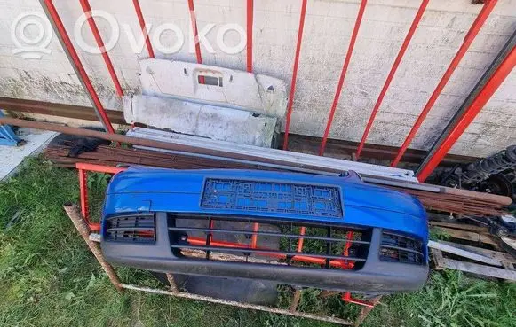Volkswagen Touran I Front bumper 1T0807221