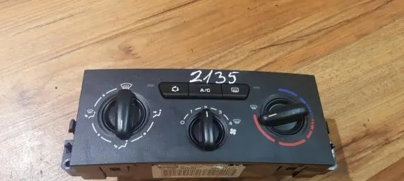 Peugeot 607 Climate control unit