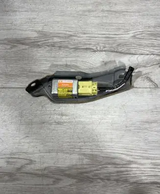 Lexus GS 300 350 430 450H Airbag deployment crash/impact sensor 1879001772 8983330020