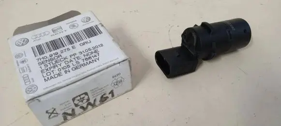 Audi A6 S6 C5 4B Parking PDC sensor 7H0919275E