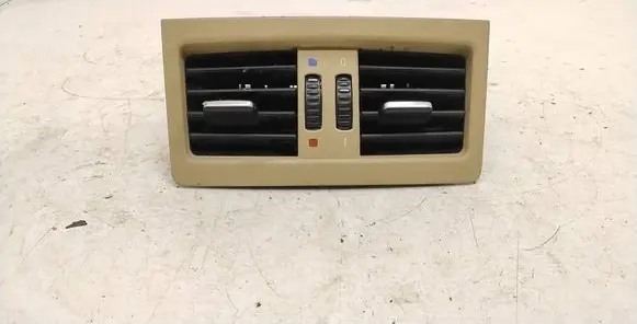 BMW 3 E90 E91 Rear air vent grill 7129556 6932023 6932024