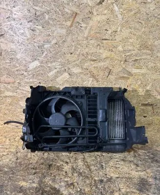 Peugeot 407 Radiator support slam panel P9646474780