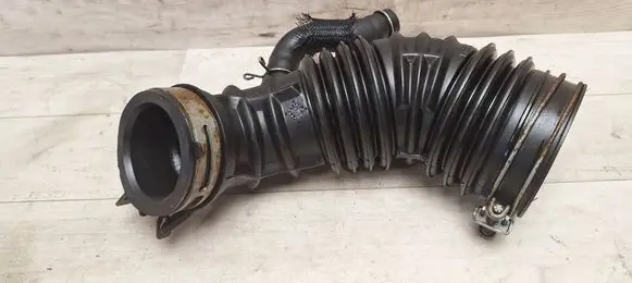 Toyota Avensis T250 Turbo air intake inlet pipe/hose 178800R010