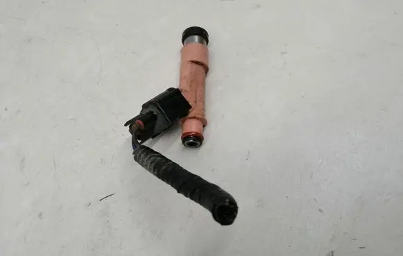 Toyota Yaris Fuel injector 2325021091