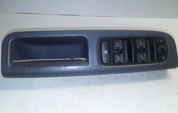 Volvo V50 Electric window control switch 30795081