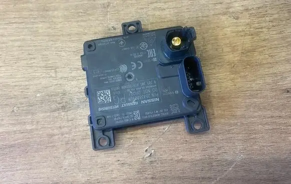 Renault Megane E-Tech Distronic sensor radar 284380099R