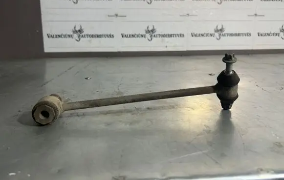 Mercedes-Benz GLC X253 C253 Rear anti-roll bar/stabilizer link A2053260317