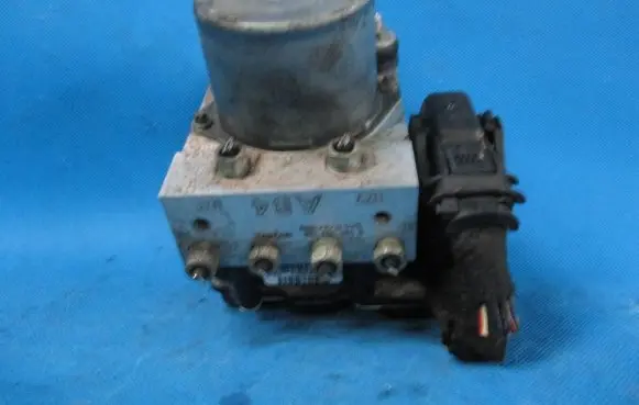 Suzuki SX4 ABS Pump 0265235008