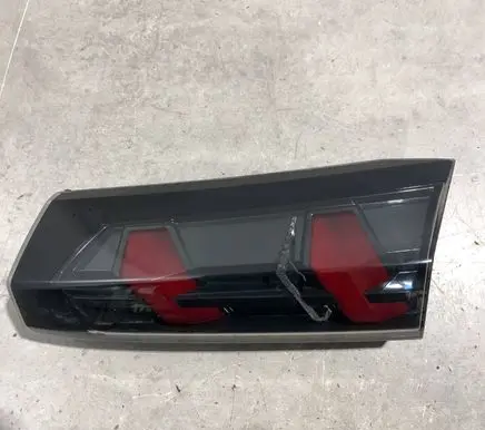 Peugeot 2008 II Tailgate rear/tail lights 