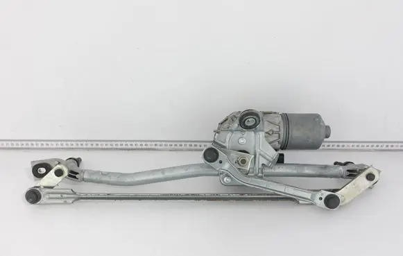 Audi A8 S8 D4 4H Front wiper linkage and motor 4H1955119D