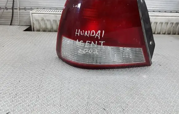 Hyundai Accent Rear/tail lights