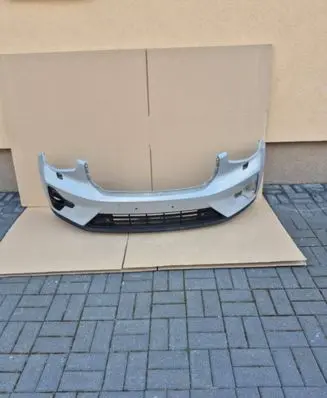 Volvo XC40 Front bumper 31690933