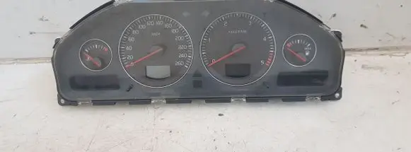 Volvo V70 Speedometer (instrument cluster) 8673262 8602764 1019253