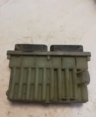 Opel Zafira A Engine control unit/module 24416130 804627