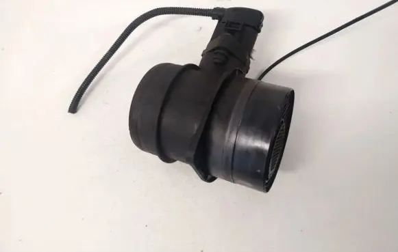 Volkswagen Touran I Mass air flow meter 074906461b 0281002461