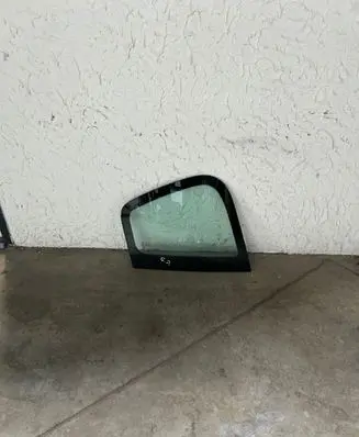 Citroen C3 Picasso Rear side window 43R001583
