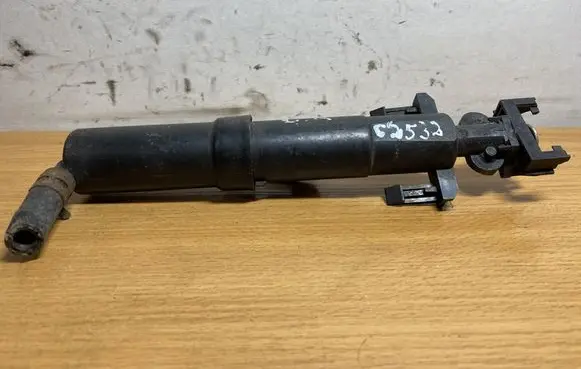 Mercedes-Benz E W210 Fuel injector C2532