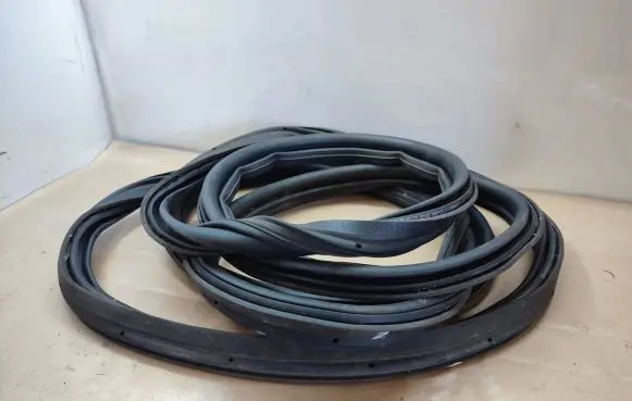 Ford Tourneo Custom Trunk rubber seal (body) 