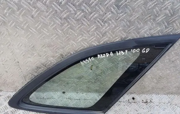 Mazda 323 F Rear side window