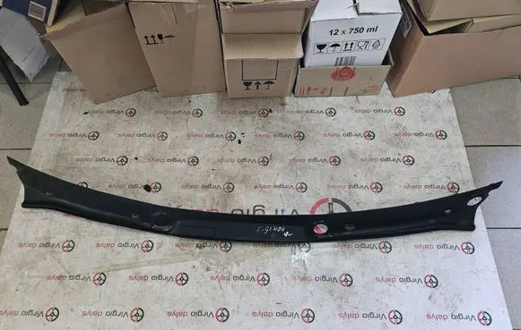 Fiat Scudo Wiper trim 1497667077