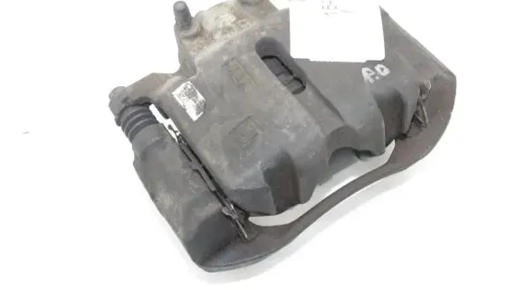 Opel Insignia B Front brake caliper