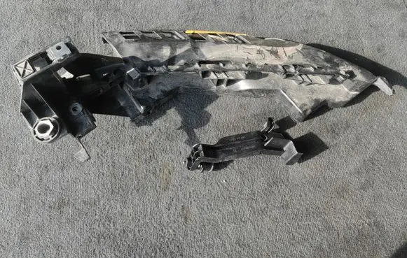 Seat Tarraco Headlight/headlamp mounting bracket 5FJ807890A 5F6807371A