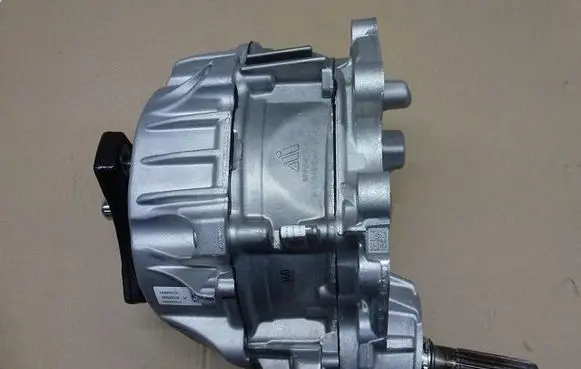 Mercedes-Benz E AMG W211 Gearbox transfer box case A7252800000