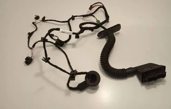 Mercedes-Benz GLC C253 Rear door wiring loom A2535409909 070616 A253