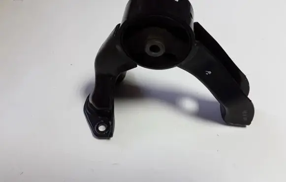 Mitsubishi ASX Engine mount bracket MN184059