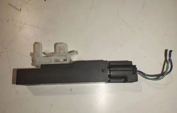 Mazda 6 Antenna control unit KD45676NXA X1T60671