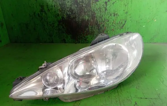 Peugeot 206 Headlight/headlamp