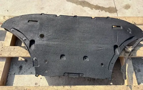 Audi Q7 4M Engine splash shield/under tray 4M0825235L 4M0825235