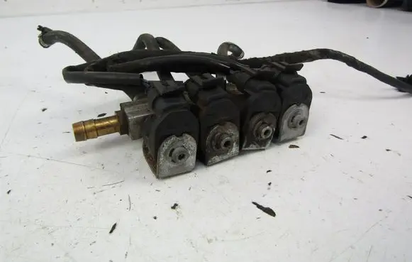 Audi A4 S4 B5 8D LP gas tank multivalve 