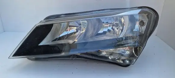 Skoda Superb B6 (3T) Headlight/headlamp LPL088