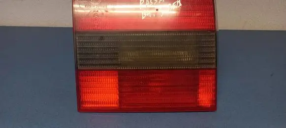 Volkswagen PASSAT B4 Rear/tail lights 3A5945107
