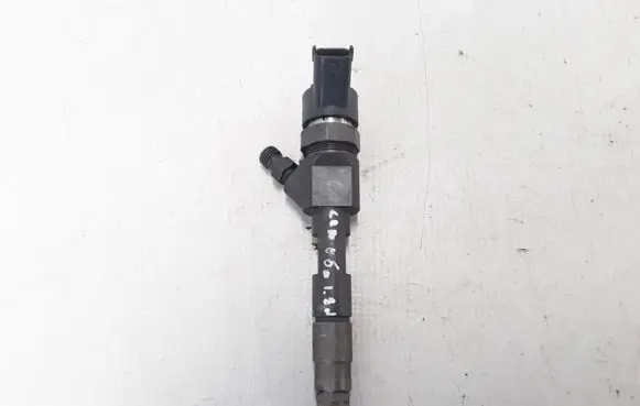 Renault Scenic II - Grand scenic II Fuel injector 8200389369