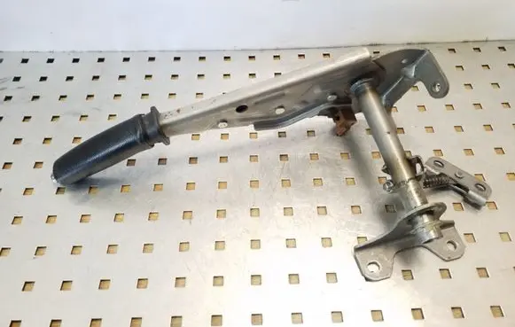 Toyota Land Cruiser (J120) Handbrake/parking brake lever assembly
