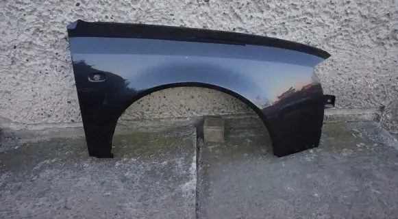 Audi A6 S6 C5 4B Fender LZ4V