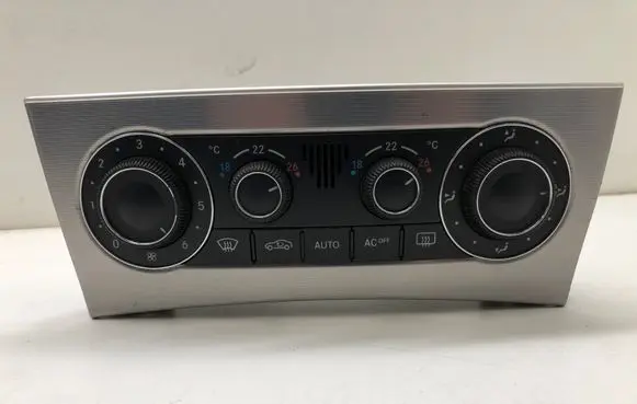 Mercedes-Benz C AMG W203 Climate control unit A2038303085 9140010525 F011021355