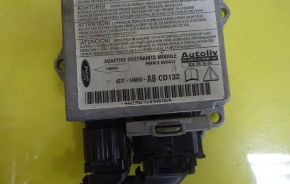 Ford Mondeo Mk III Airbag control unit/module 4S7T-14B056-AB CD132