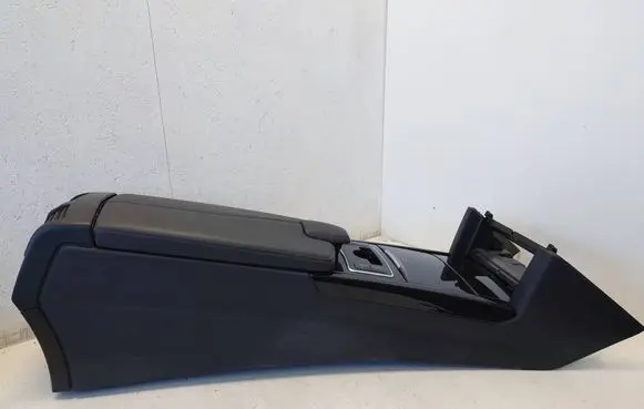 Mercedes-Benz E W212 Armrest 