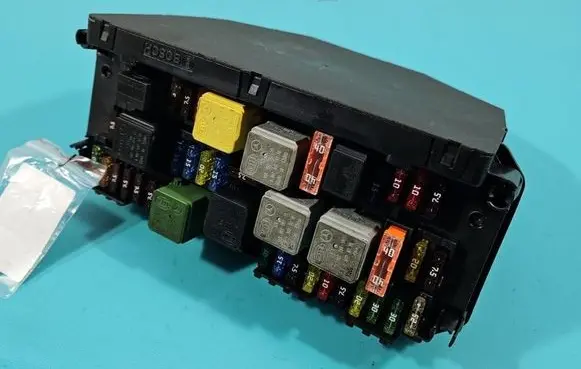 Mercedes-Benz E W212 Fuse box set A2129006012 IMPRK1591105